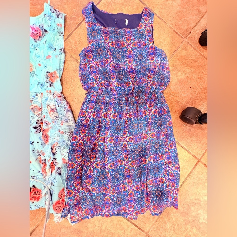 Floral and Striped Dresses Collection For girls - Picture 3 of 6
